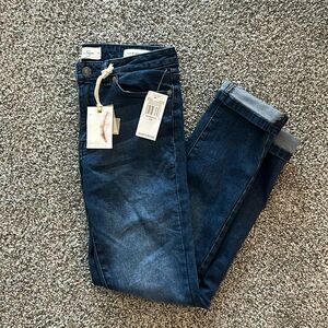 JESSICA SIMPSON Kiss Me Skinny Roll Cuff Jeans